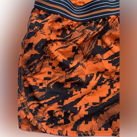 UNDER ARMOR running shorts with liner,  nylon, orange & black, ladies large - Picture 4 of 6